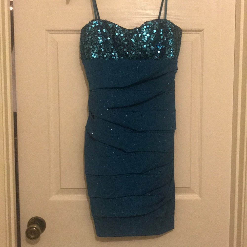 Semi Formal/Cocktail Dress